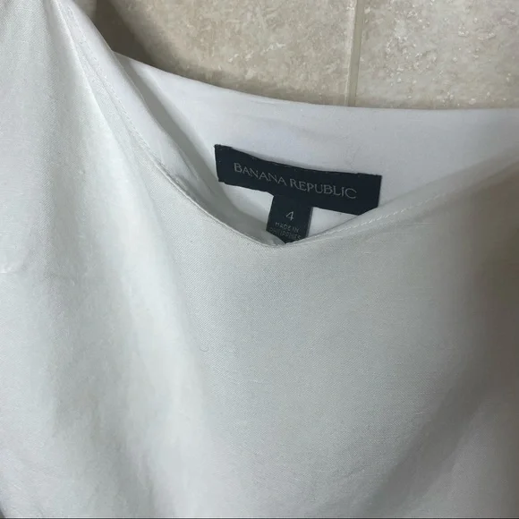 Banana Republic Linen-Blend Ruffle Wrap Dress size 4 - Picture 4 of 6